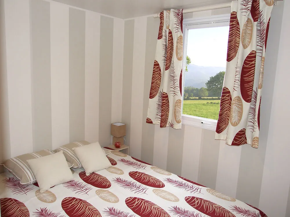 Campsite Camping Officiel Siblu Le Montourey Frejus